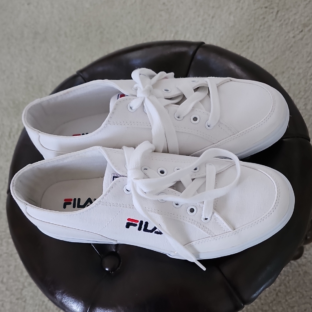 Fila Tarp Lo Women's Canvas Shoes Size 9